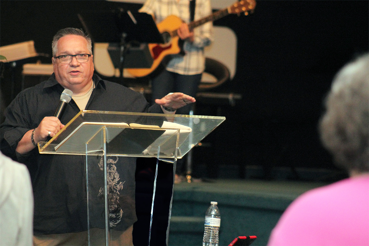 Gary Preaching_web
